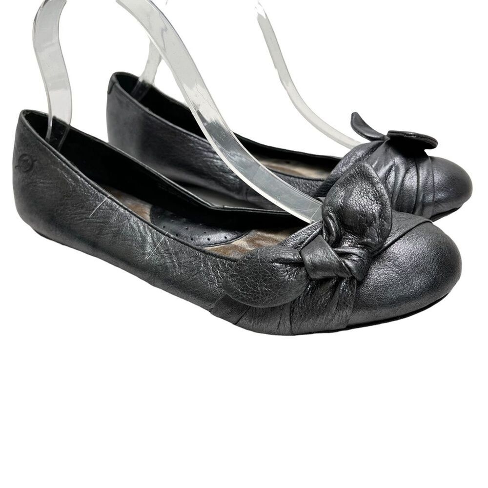 BORN Metallic Genuine Leather Round Toe Pewter Silver Flats Loafers Shoes sz 8